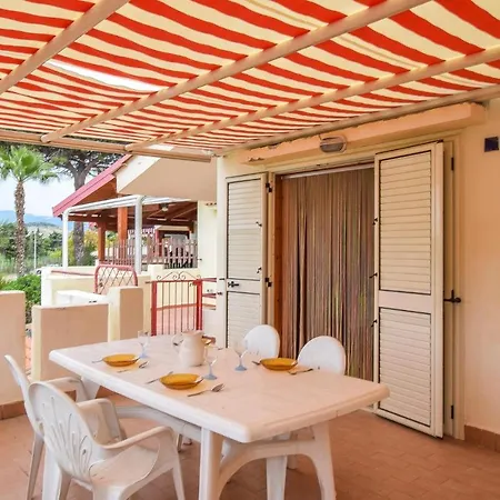 Apartment 1 Bedroom Awesome In